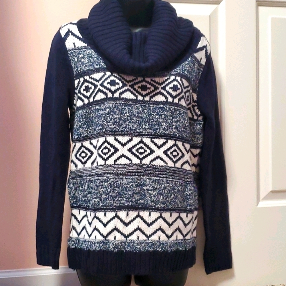 NY & Co Cowelneck Sweater